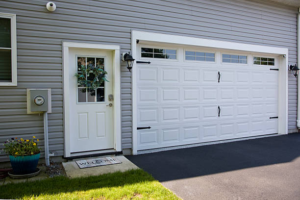 24/7 Emergency Garage Door Panel Replacement experts in Westmont, NJ